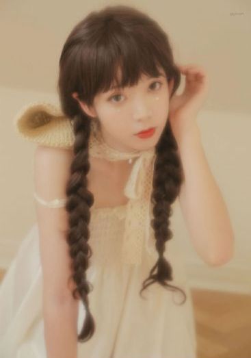 俄罗斯美女12在线_高清免费全集观看