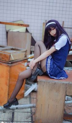 申鹤脱去所有衣服_1080在线视频播放