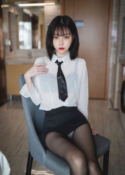 成人精品无码四虎影视AV_英文版字幕