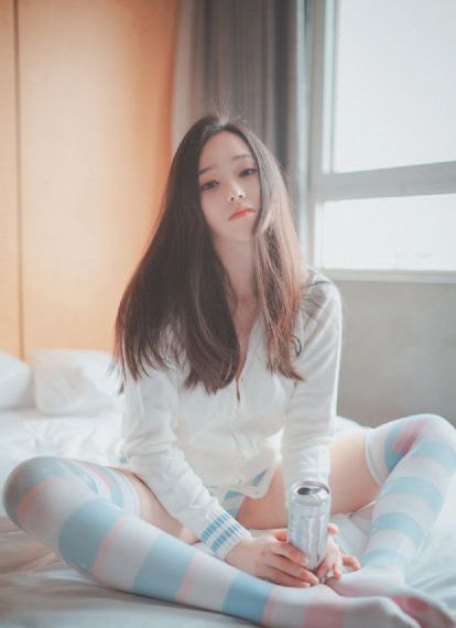 女明星Yin乱聚会小说_BD在线观看完整版