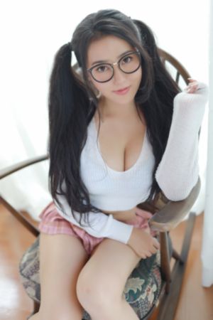 我晚上都被五个男人玩_高清电影
