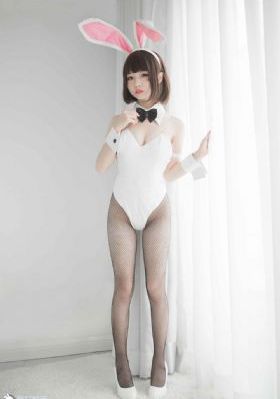 国产美女裸体爽到喷出水来久_HD高清在线