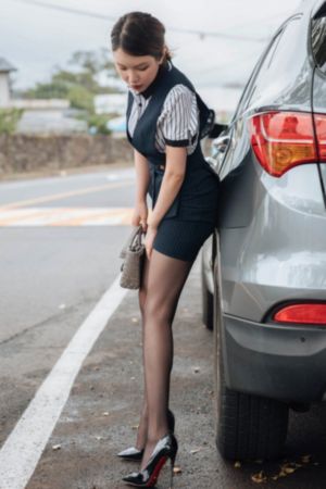 古言巨乳嫡女Np_HD免费高清观看