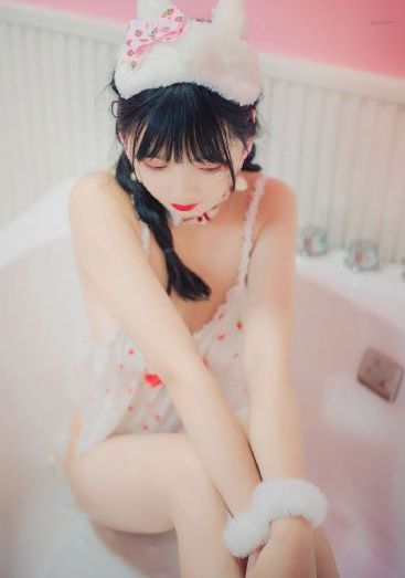 办公室紧身裙丝袜秘书av_BD韩语免费全集观看
