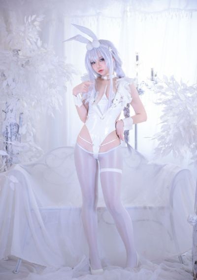 乖啊嗯～出水了宝贝欧美_十万网红美女美酱