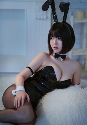 妻子因丈夫虚弱外出偷情被勒死_完整版电影在线观看